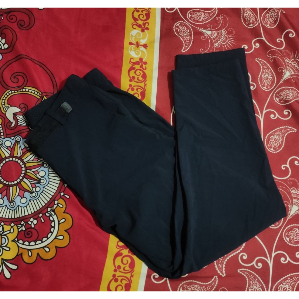 Celana UNIQLO utility