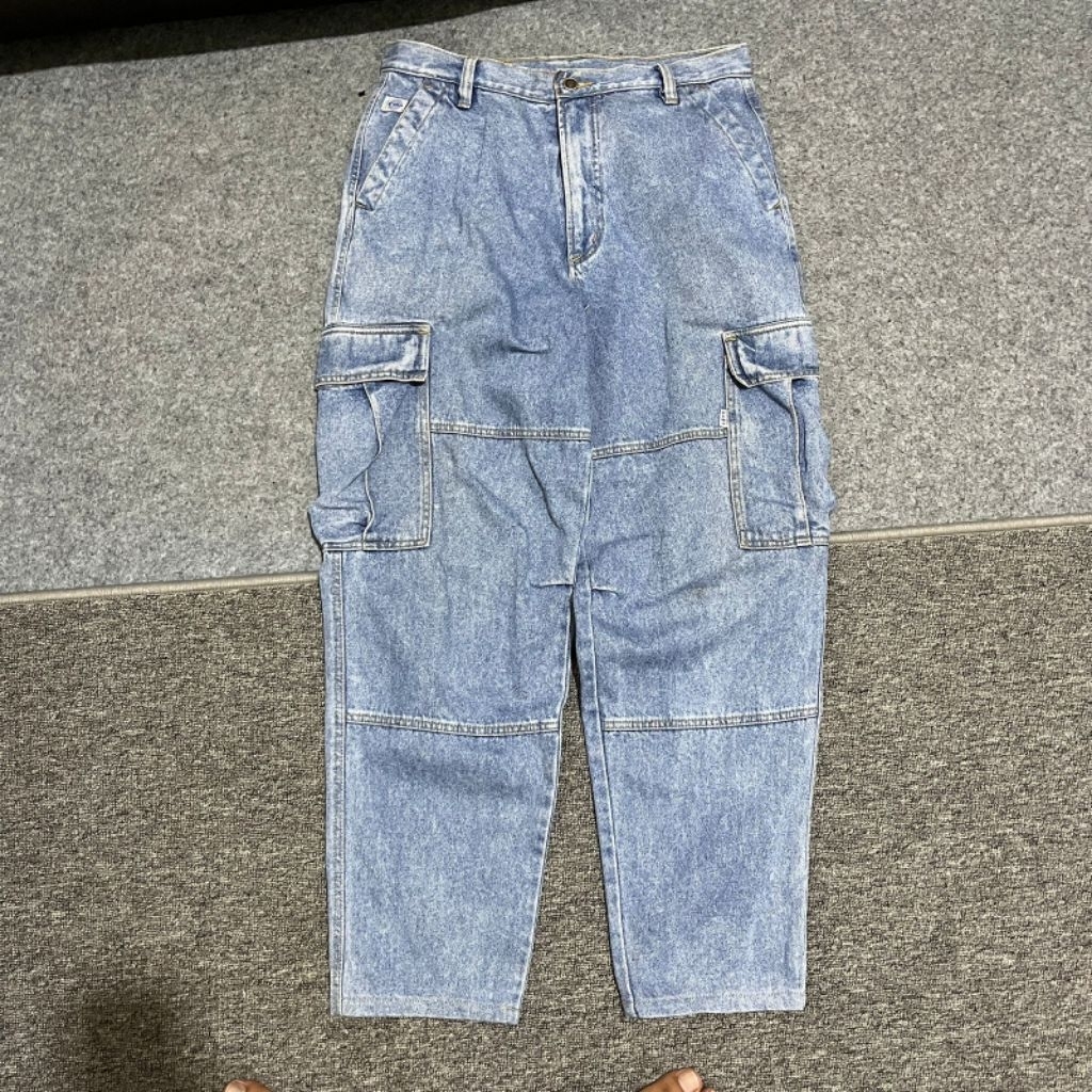 tira cargo jeans pria keren