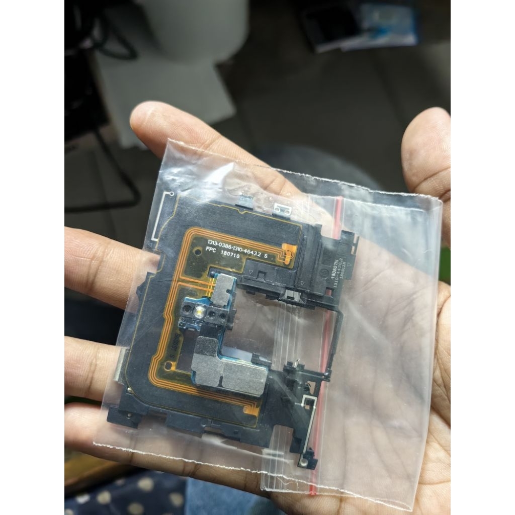 tutup mesin nfc sony xperia xz2 premium l