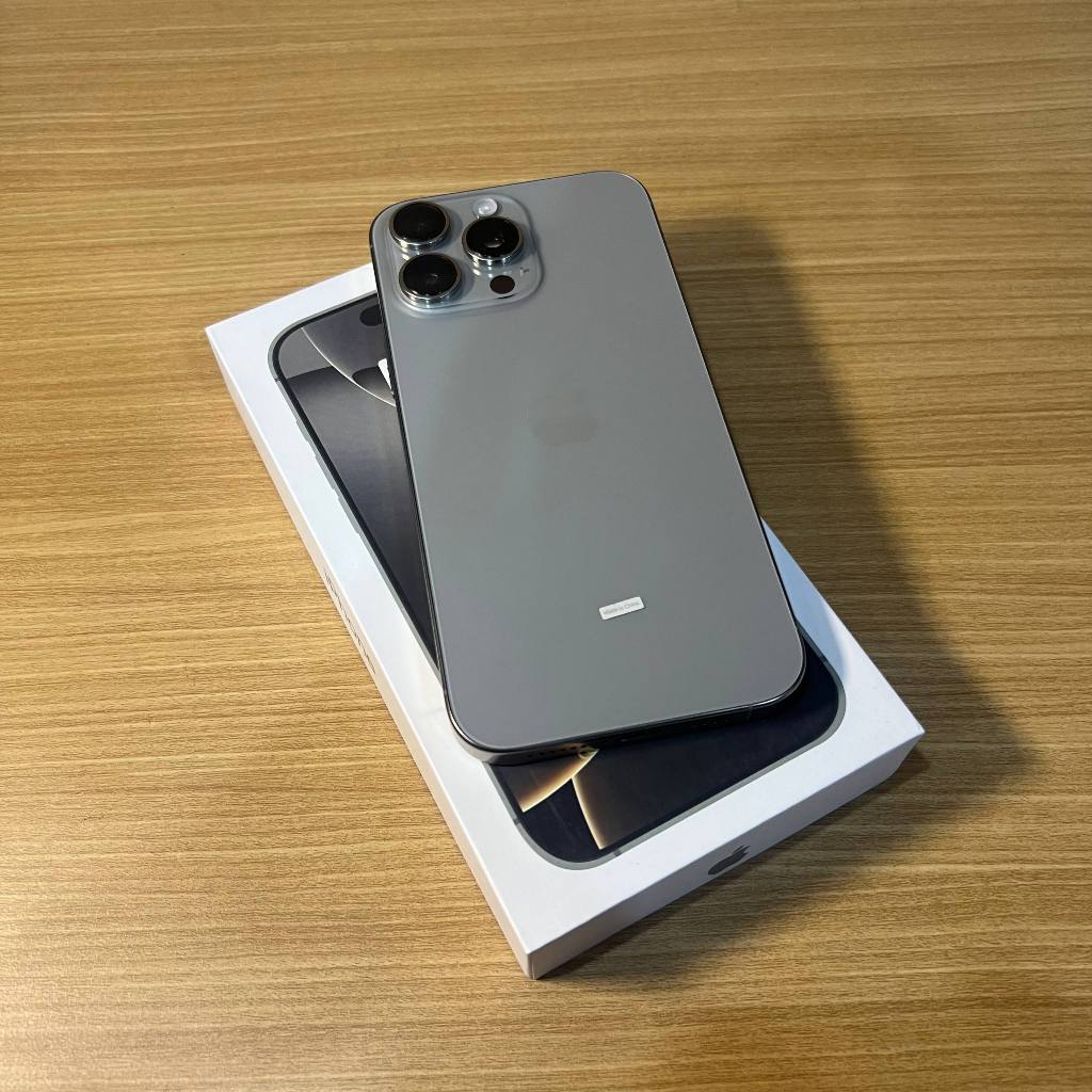 [Zenith Gadget Store] iPhone 16 Pro Max 256GB Natural Titanium Second Ex Resmi Minus LCD Retak Fulls