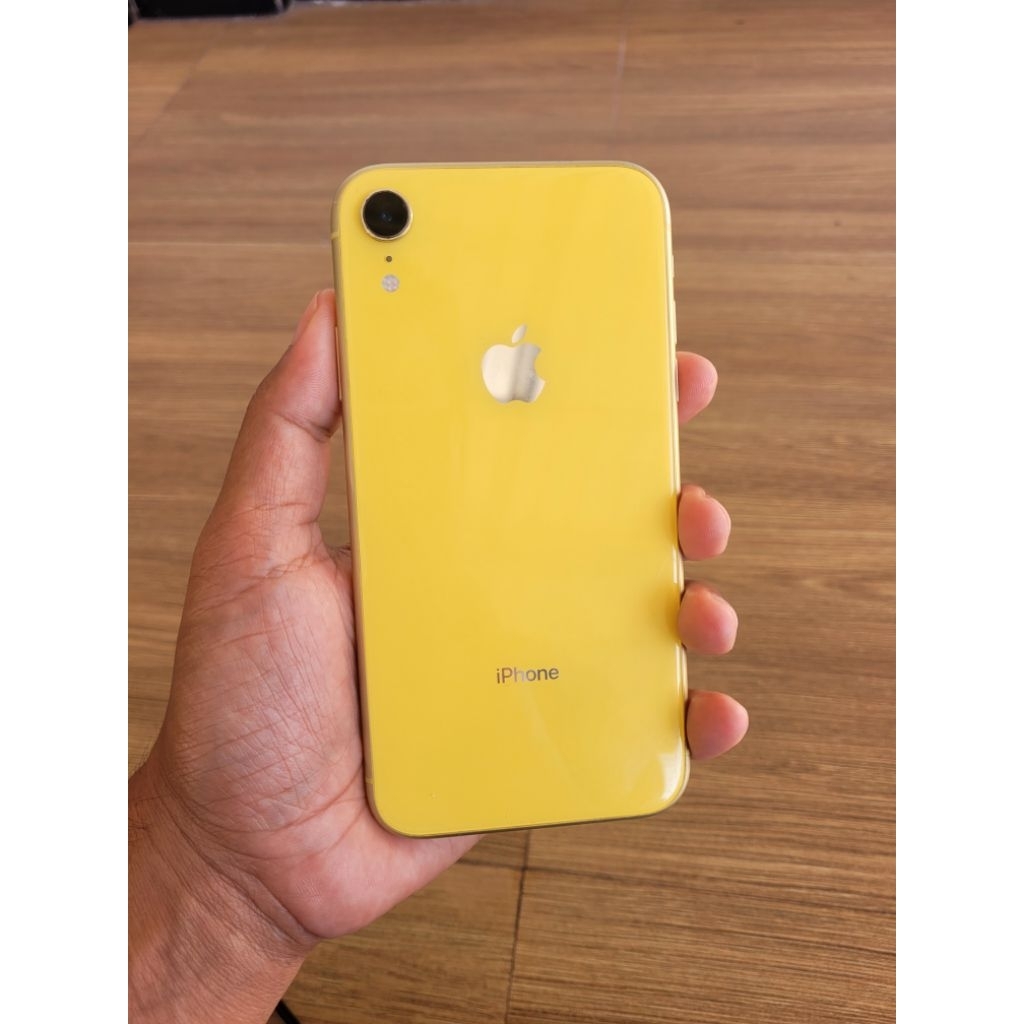 Iphone Xr 128gb kuning Sinyal permanen imei terdaftar