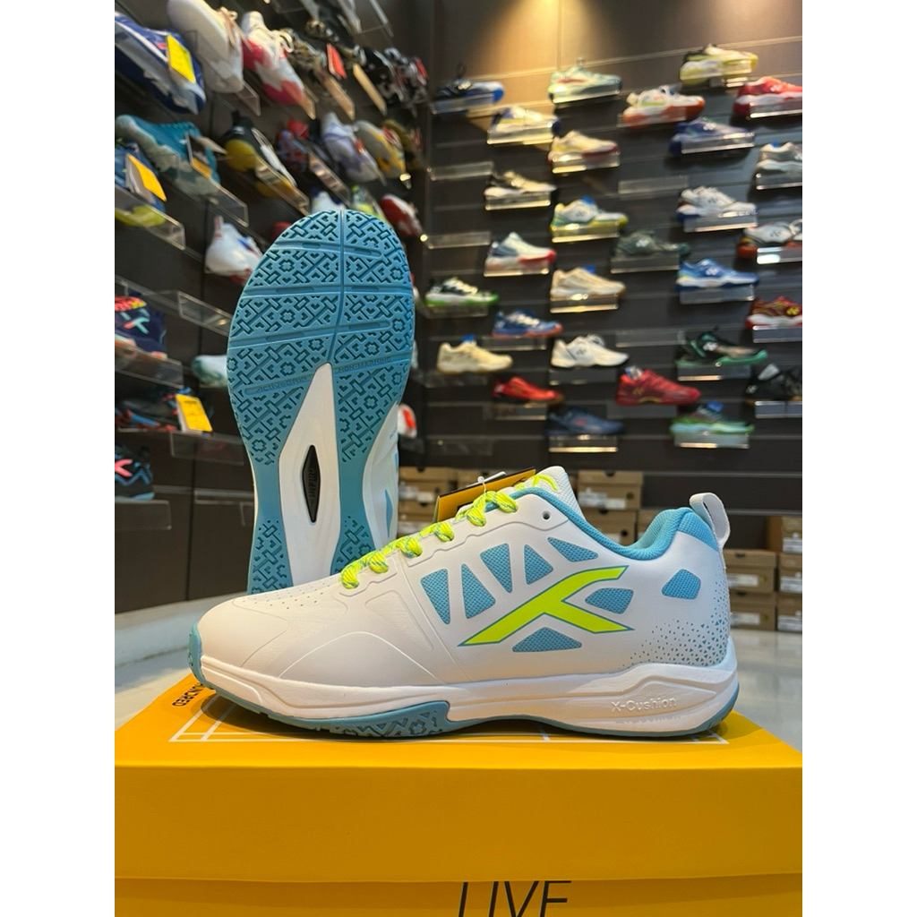 Sepatu Badminton HUNDRED VELOCITY ZOOM Free KAOS KAKI + GRIP sepatu Badminton HUNDRED Terbaru