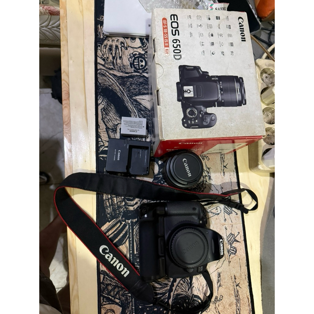 Canon SLR 650D