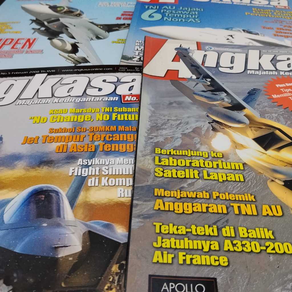 KOLEKSI MAJALAH ANGKASA