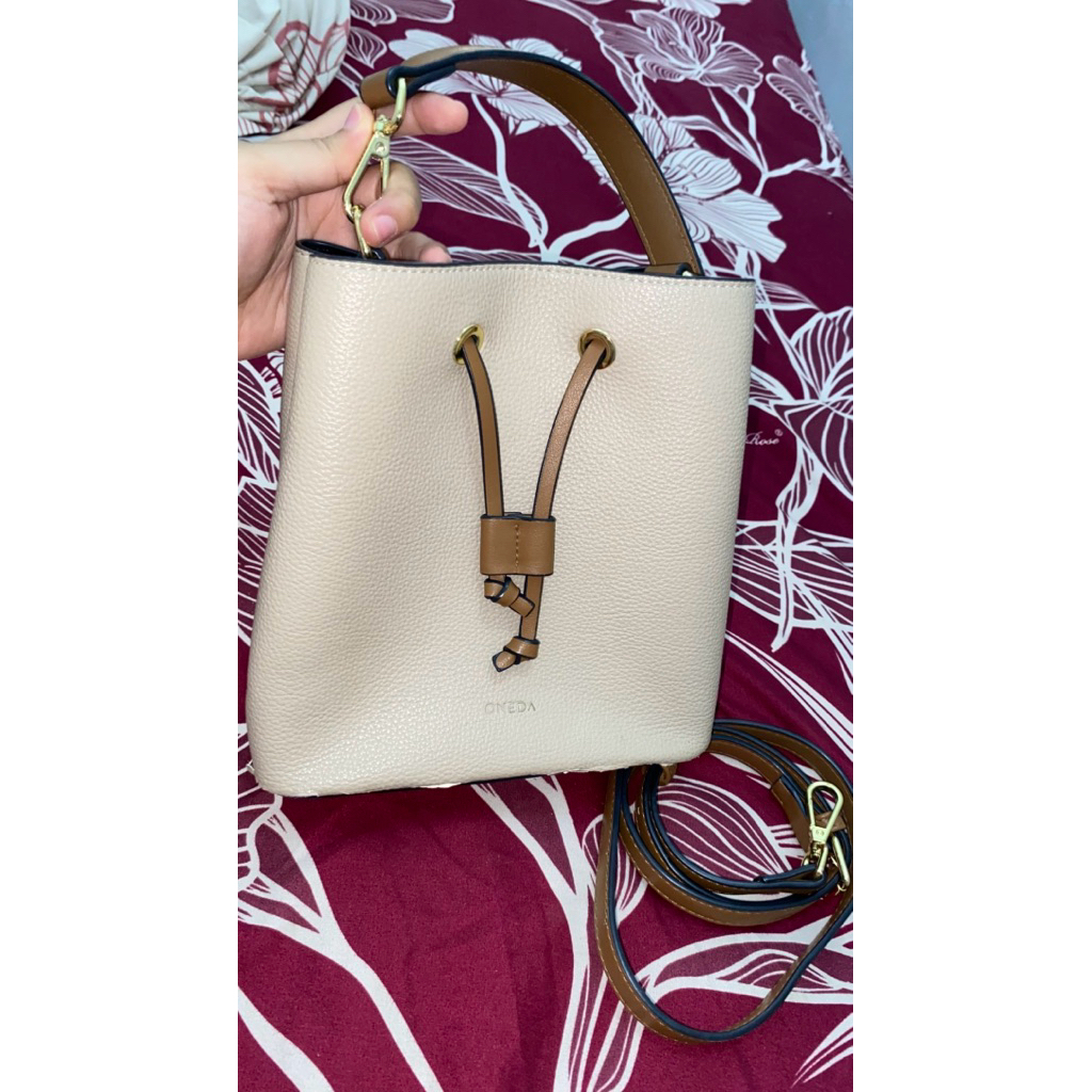 PRELOVED TAS ONEDA