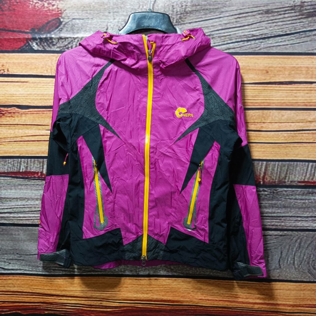 jaket ourdoor NEPA gorpcore size M casual bagus waterproof