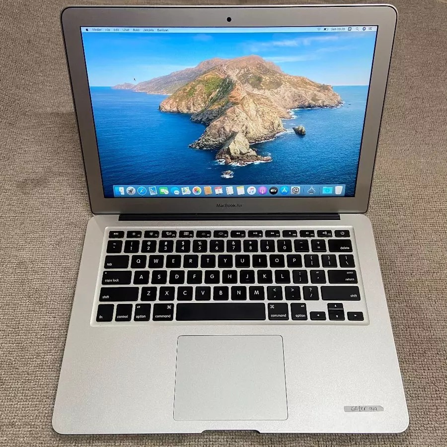(BS) Macbook Air 13 inch 2017 8/128GB - Mulus Second