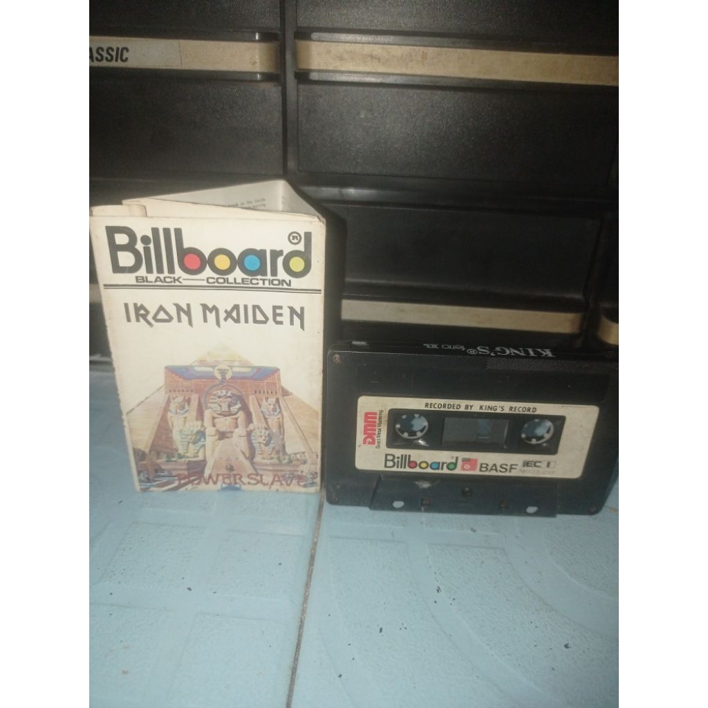 Kaset Pita Iron Maiden Billboard - Power Slave