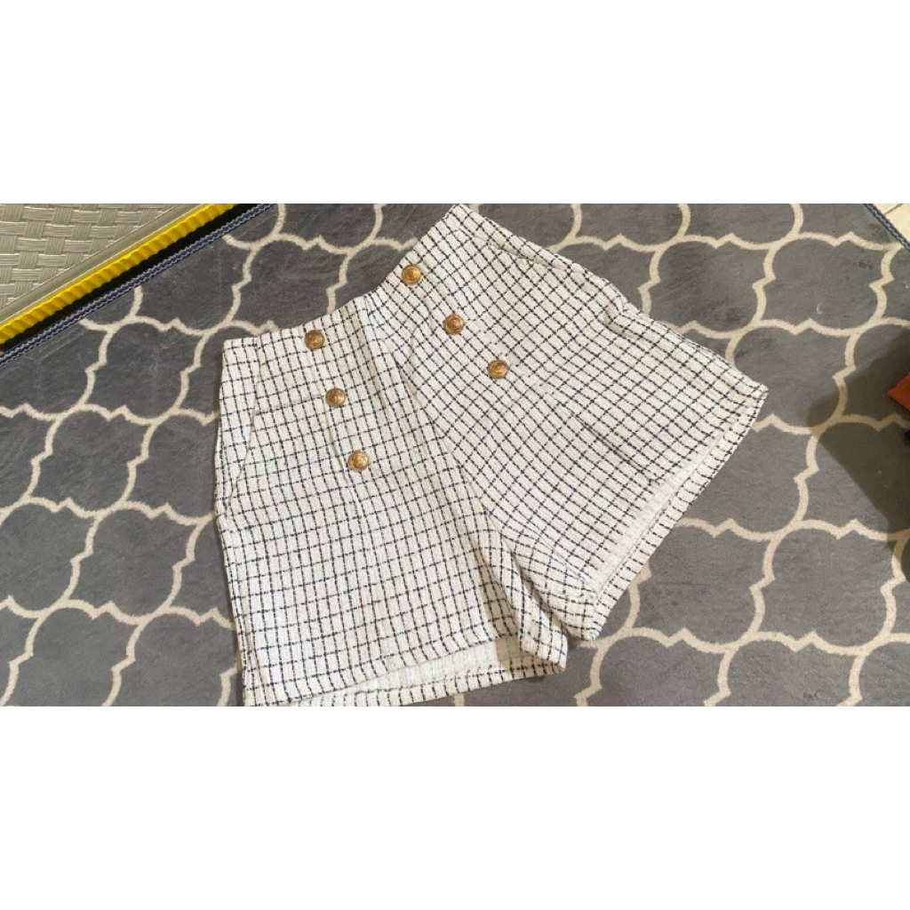 BKK - Tweed short pants/celana pendek
