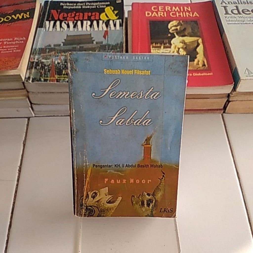 semesta sabda sebuah novel filsafat