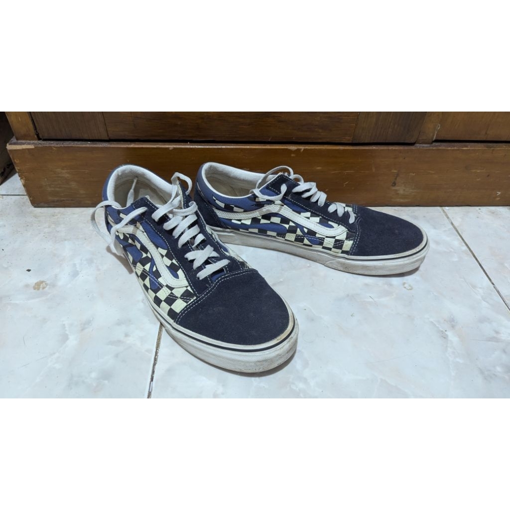 Vans Old Skool Checker Flame Navy and White colorway original size 46