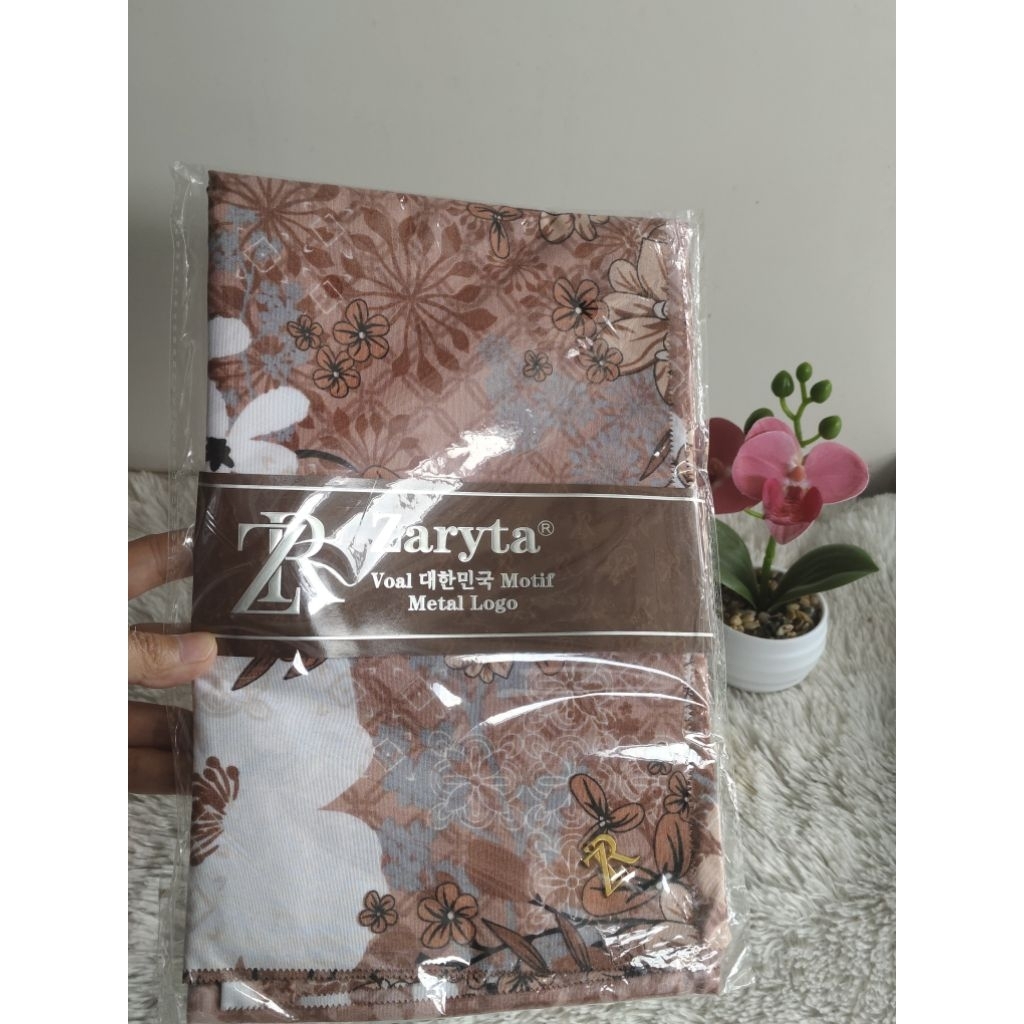 Zaryta scarf jilbab segiempat