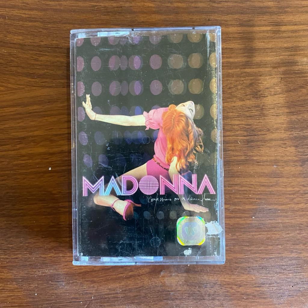 Kumpulan KASET PITA MADONNA - CONFESSION ON A DANCE FLOOR