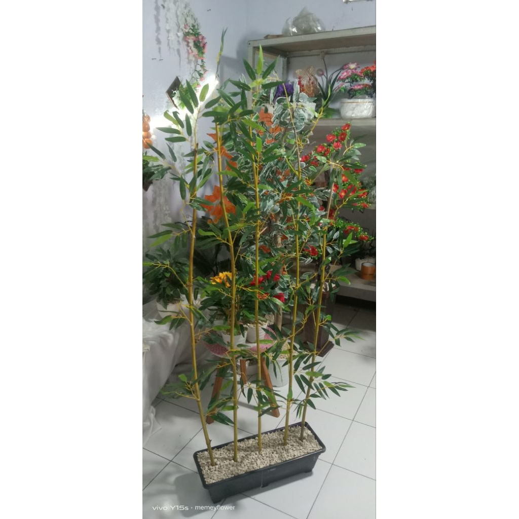 Hiasan bambu sekat ruangan pot plastik/dekorasi ruangan