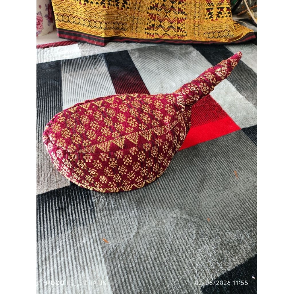 Peci kopiah songkok adat lampung pesisir palembang sumatra songket tungkus tukkus sulam tenun asli