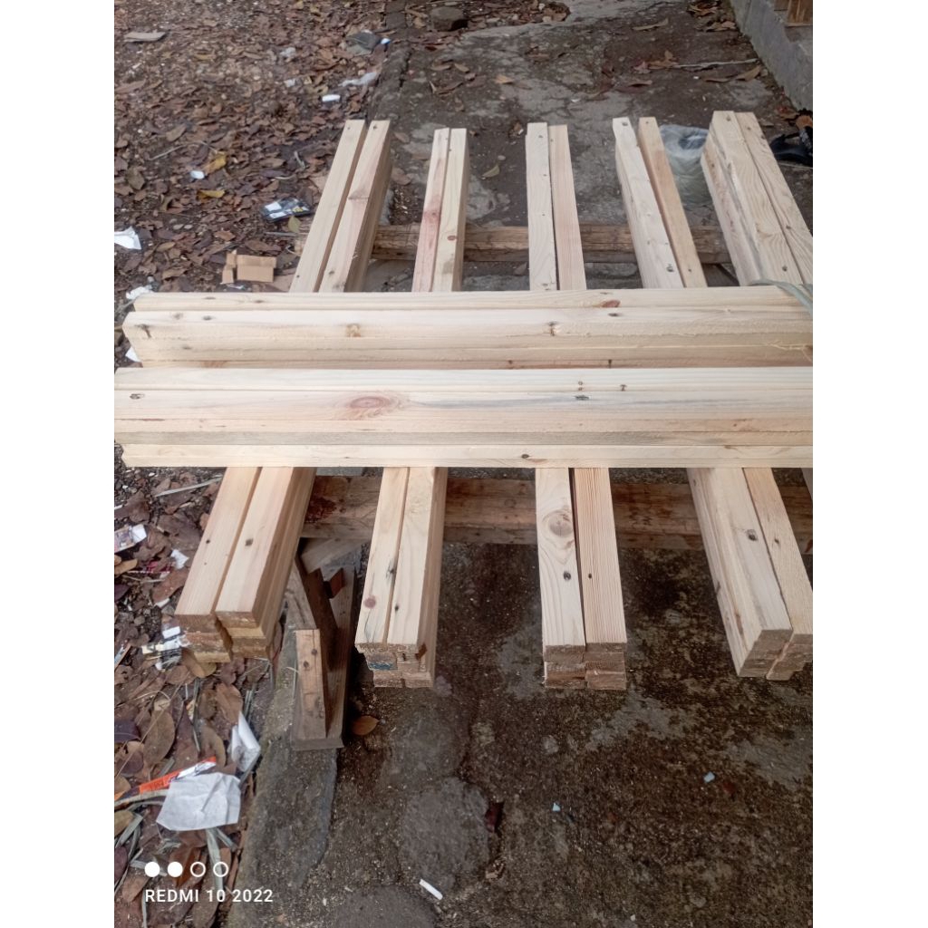 kayu Reng jati Belanda 120x3x2 cm/Reng kayu pinus ex pallet