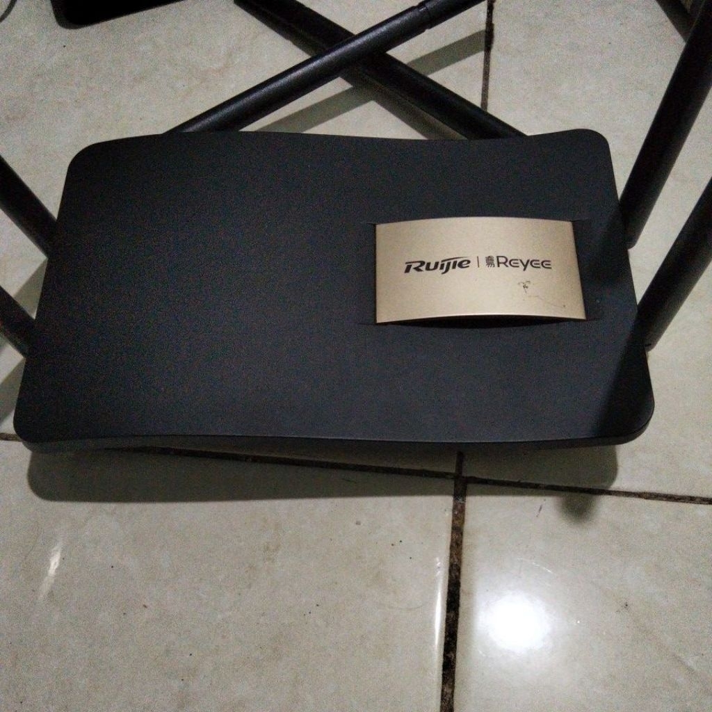 RUIJIE RG-EW1200G PRO+ADAPTOR