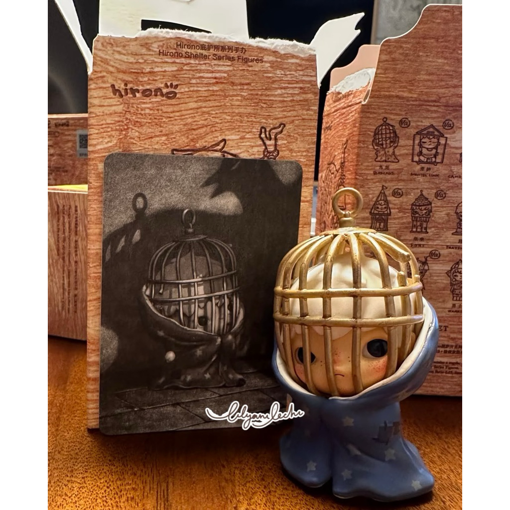 SELECTED Ready Stock  Hirono shelter birdcage figure ori pop mart