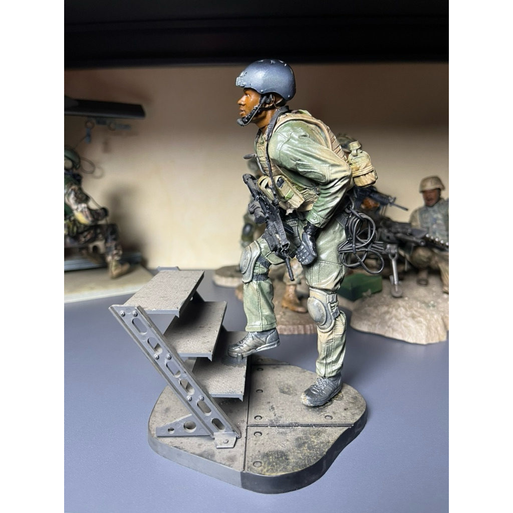 McFarlane military airbone ranger