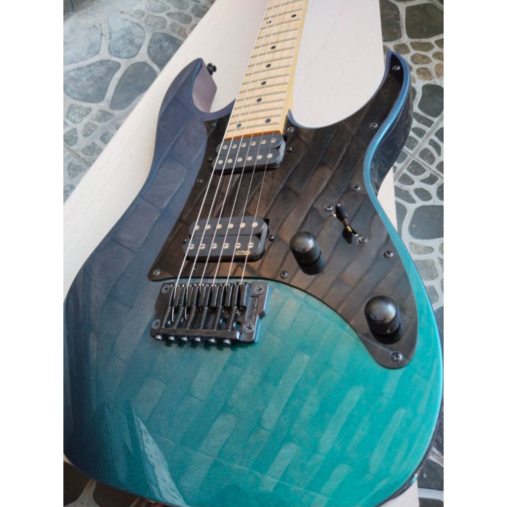 Gitar Ibanez RG New Custom (aktif)