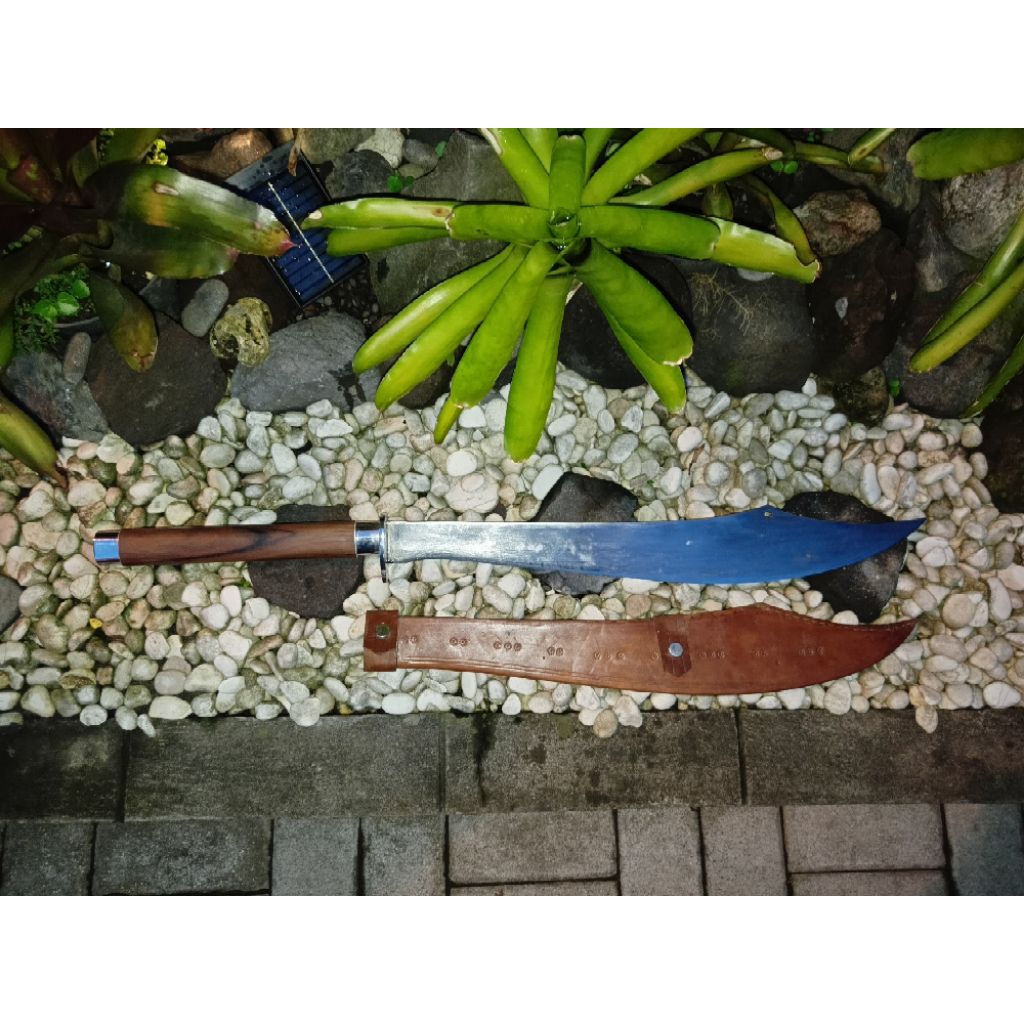 golok tebas kebun