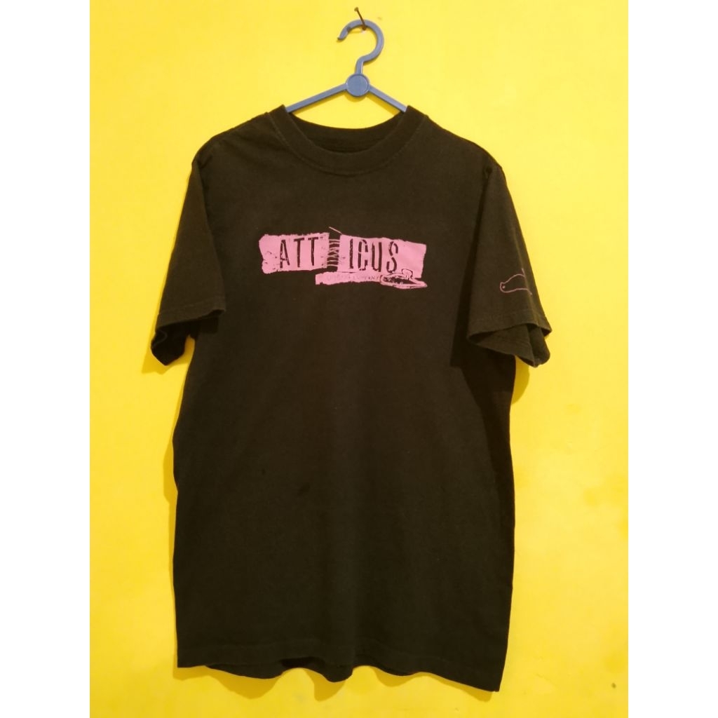 Kaos T-shirt Atticus Clothing Company III