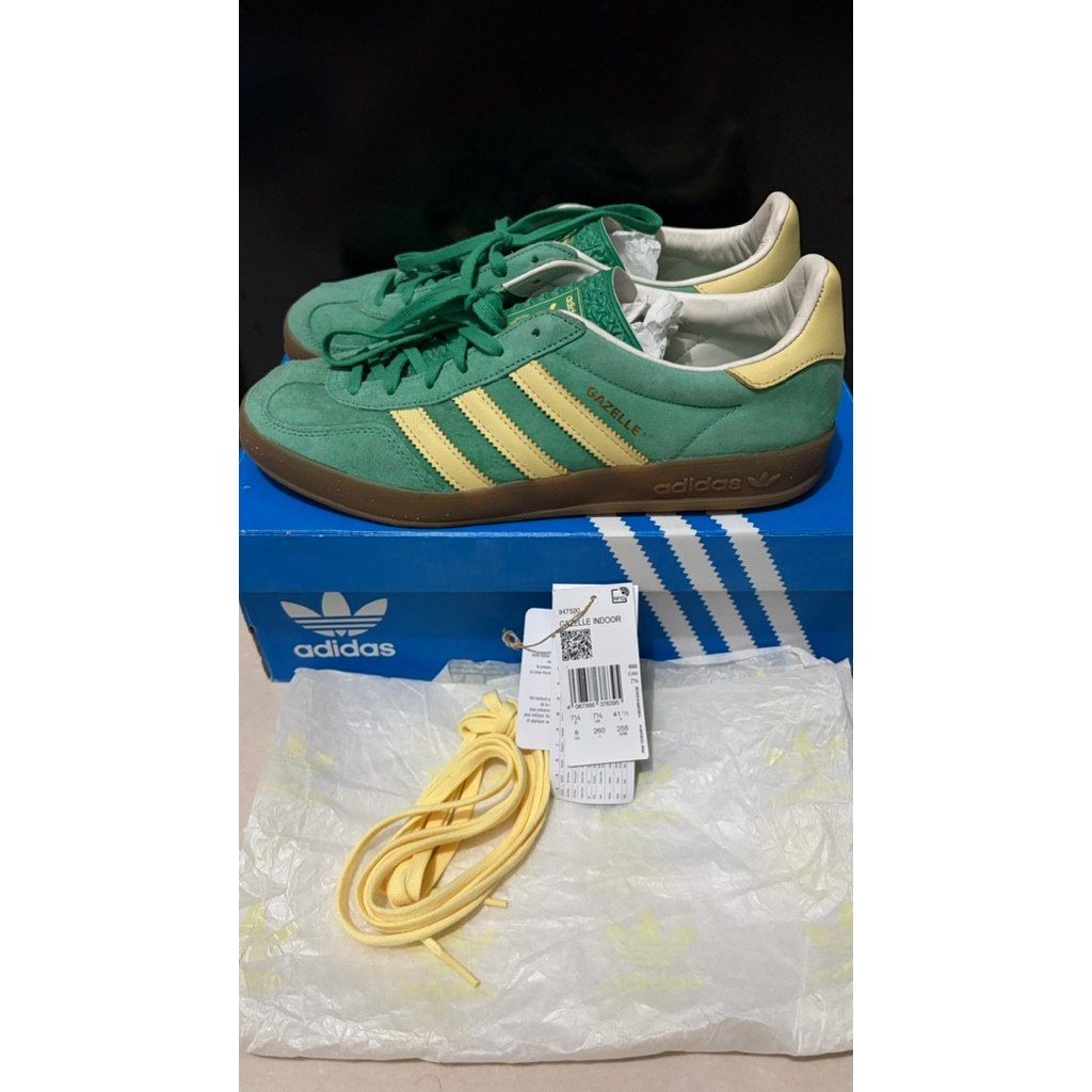 sepatu adidas gazelle cw liverpool preloved