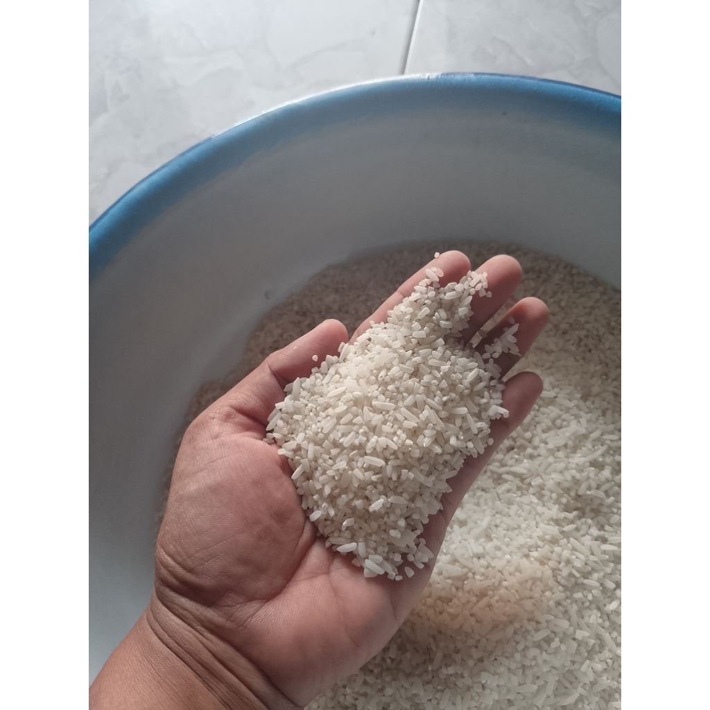 Beras putih pulen 1kg/beras selepan/beras putih