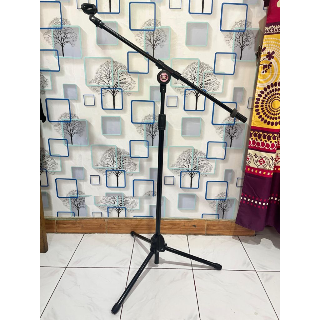 Stand Mic Maruni Panjang