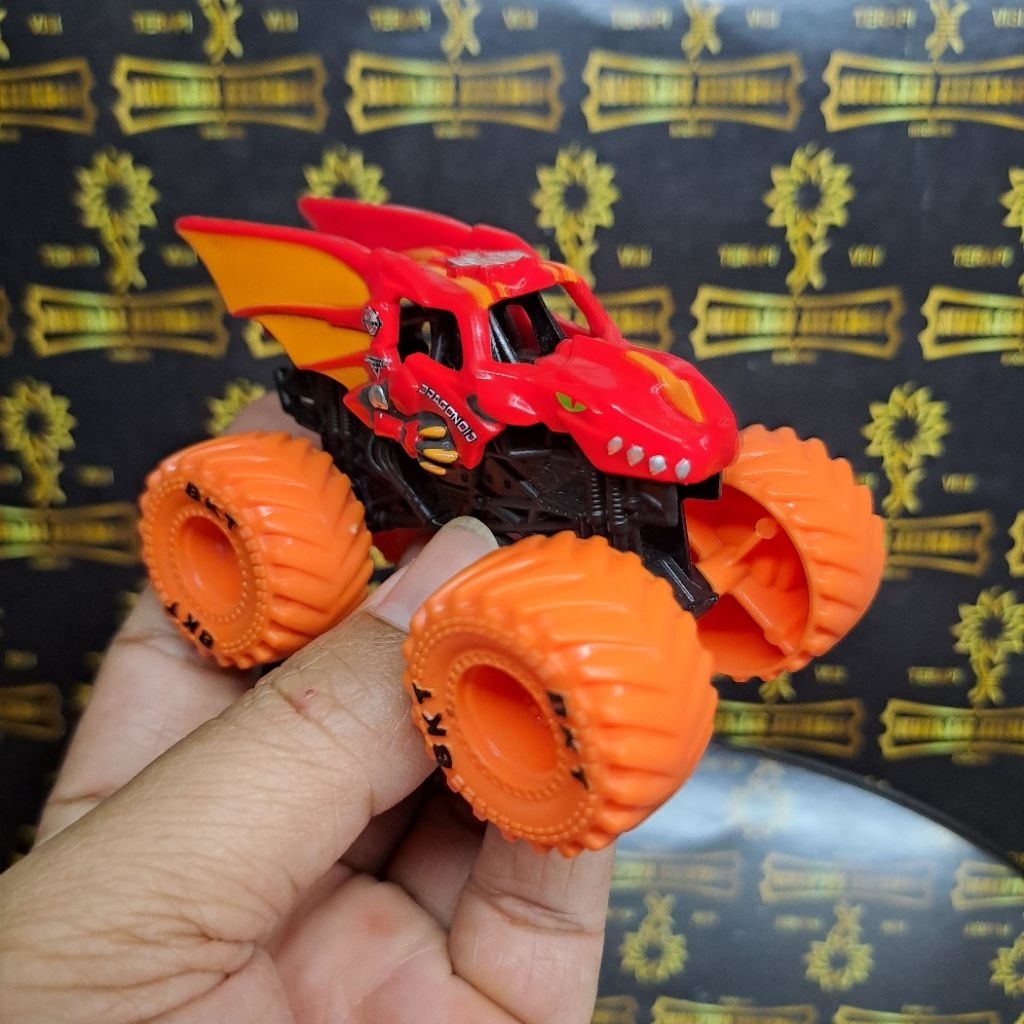 LOOSE SPIN MASTER MONSTER JAM DRAGONOID BAKUGAN MONSTER JAM 1:70 MONSTER JAM