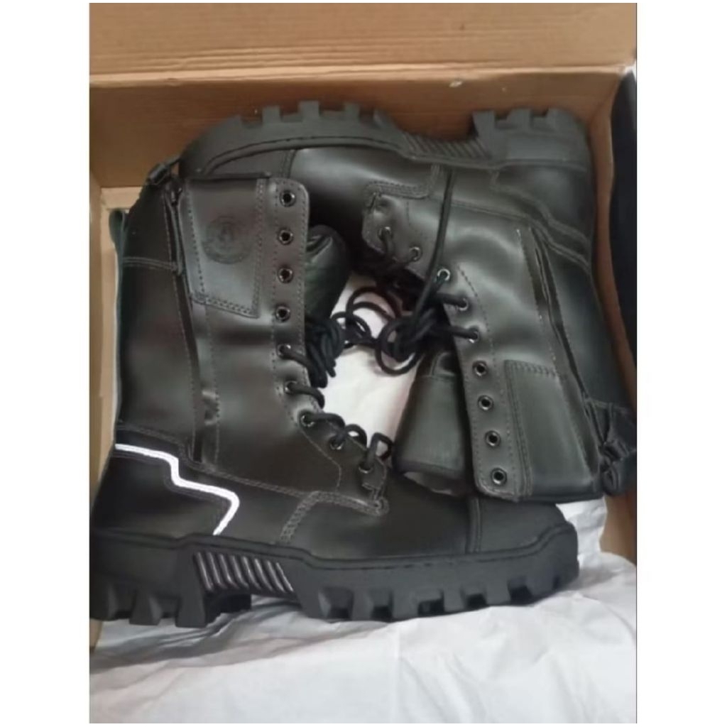 Sepatu heritage