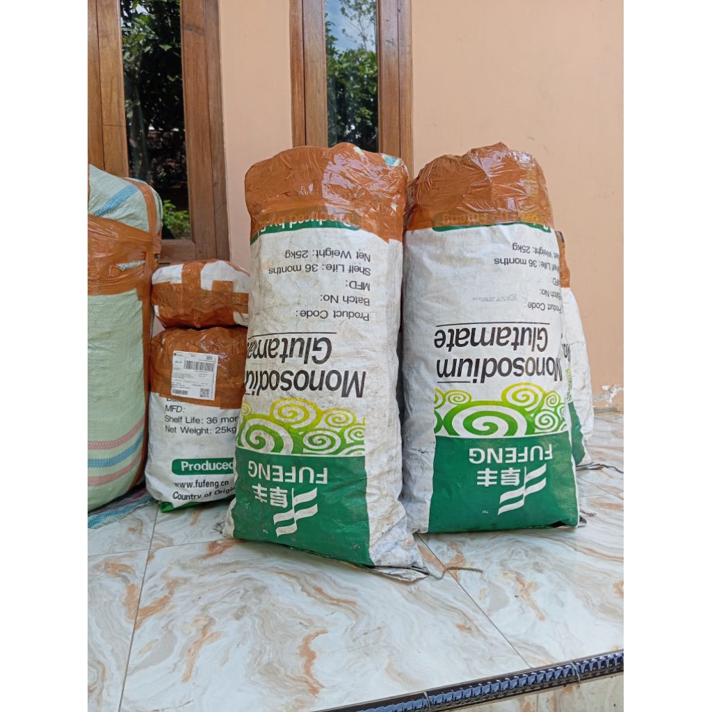 1 karung arang kayu