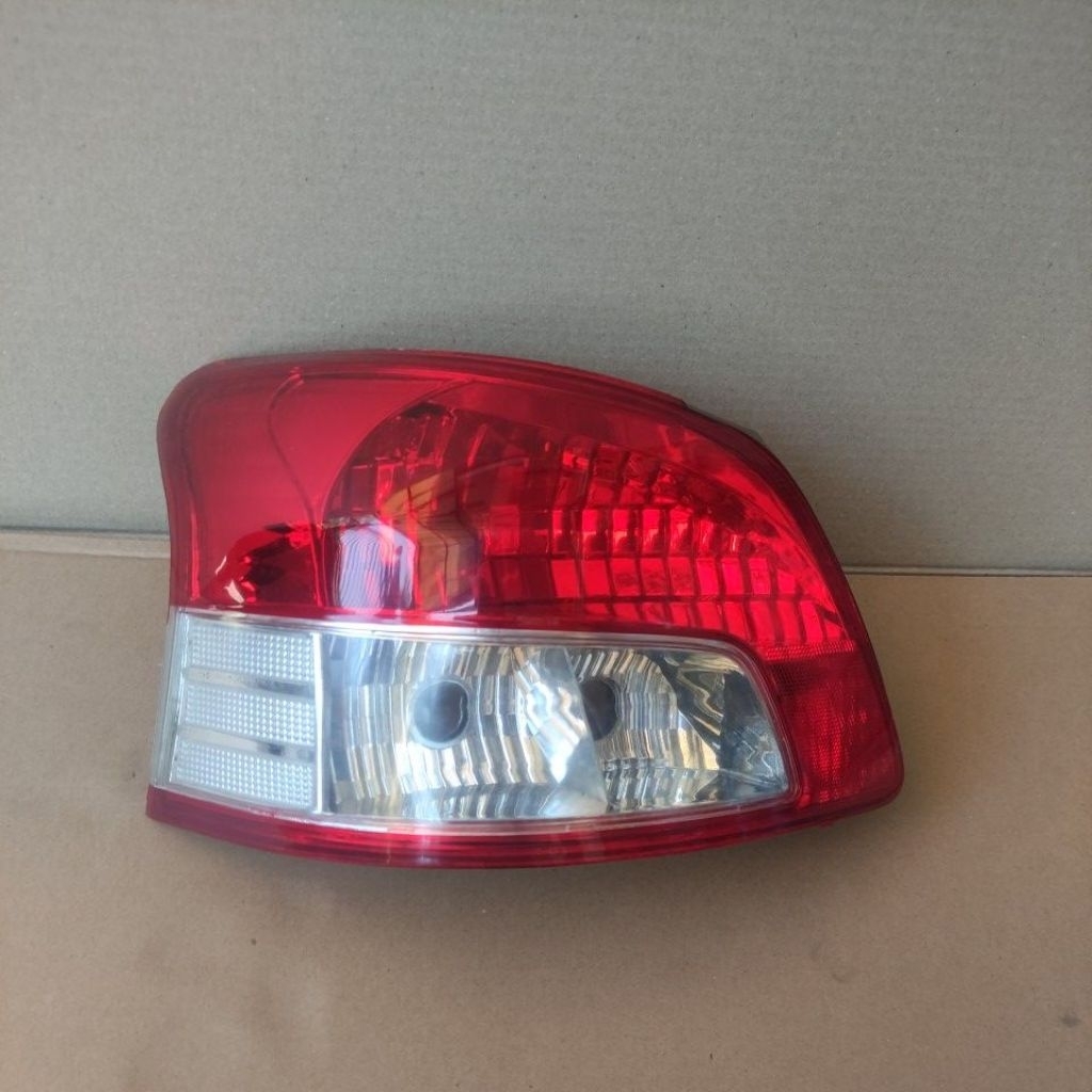 stoplamp KIRI toyota vios gen 2