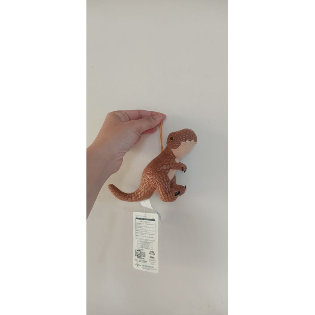Gantungan Kunci / Gantungan Tas / Gantungan HP Dino T-Rex Jurassic World Ori