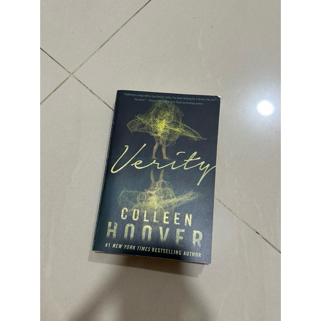 verity colleen hoover novel [preloved, ori]
