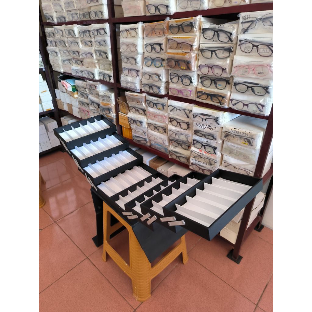 Koper Kacamata 48 Untuk Display Toko Maupun Optik Keliling