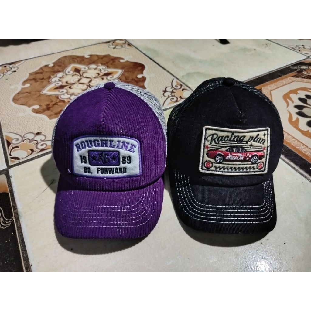 Topi Thisplant dan Roughline