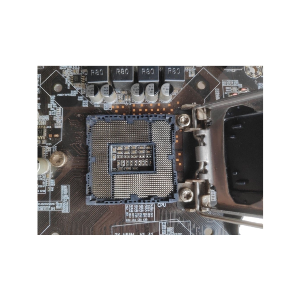 Mobo Magix H55 LGA 1156 + I5 650