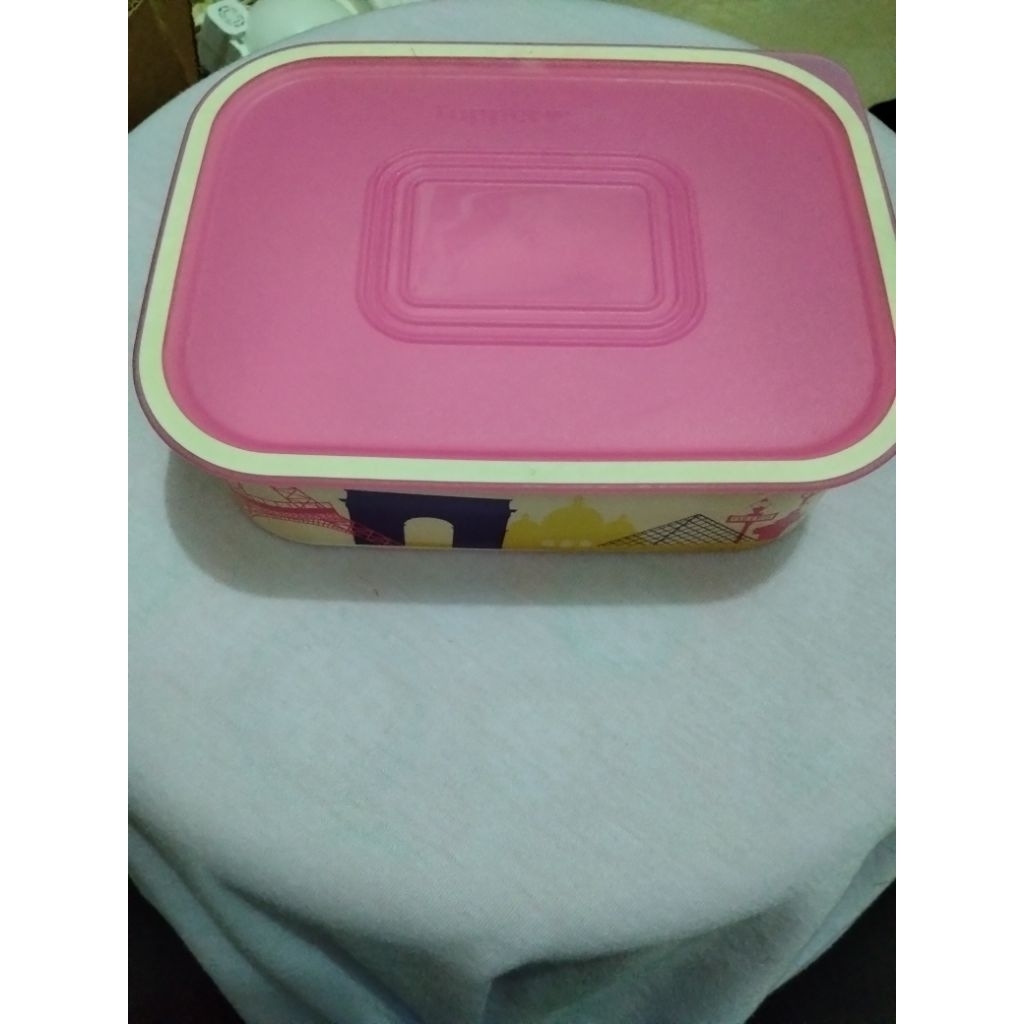Baseline Tupperware New