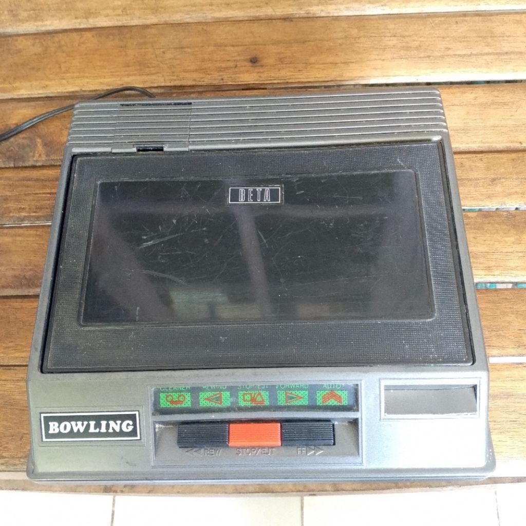 Rewinder  Jadul  Betamax Merek Bowling