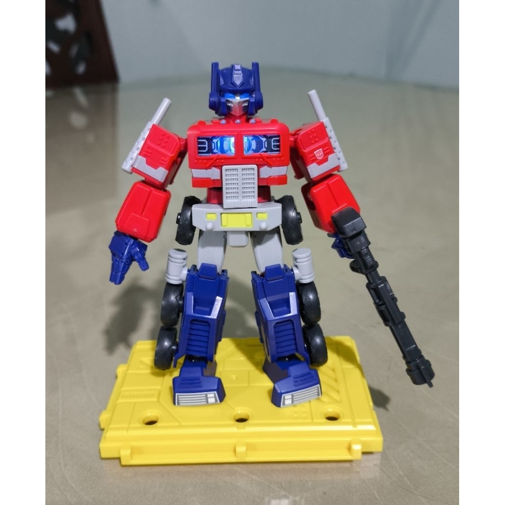 Optimus Prime SV 02 + KARTU