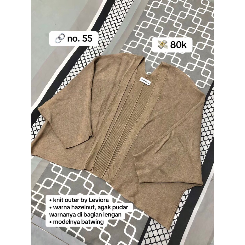 Preloved Knit Outer - Leviora
