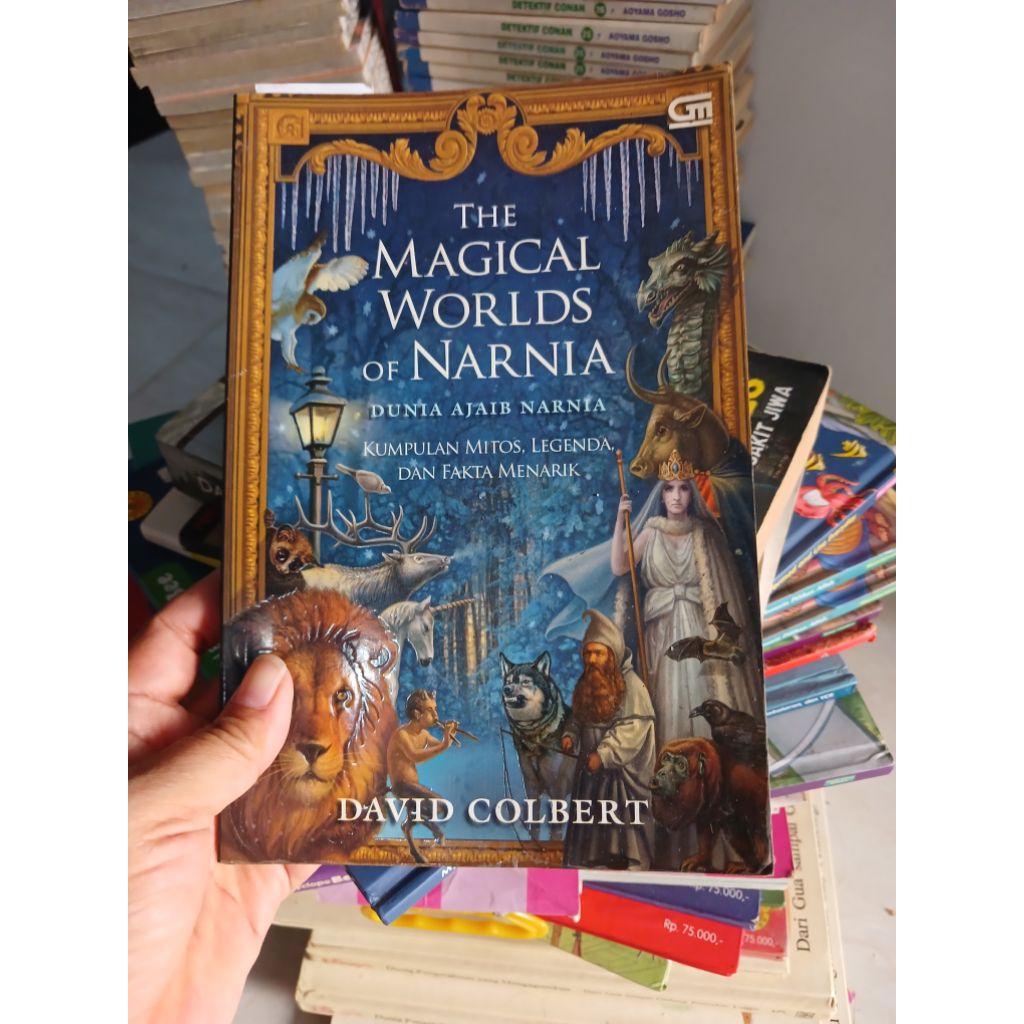BUKU MAGICAL WORLD OF NARNIA