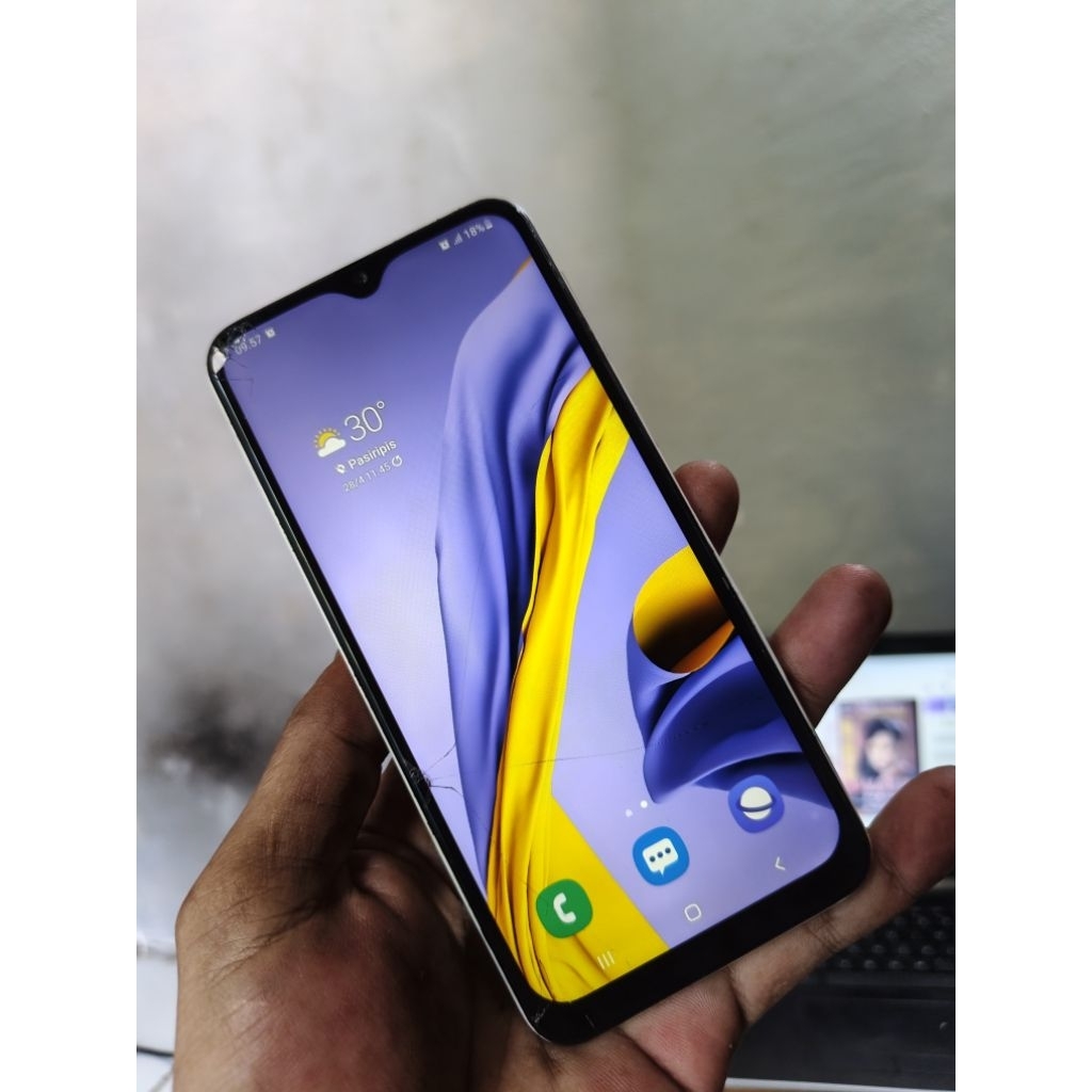 Samsung M30S Minusan Retak