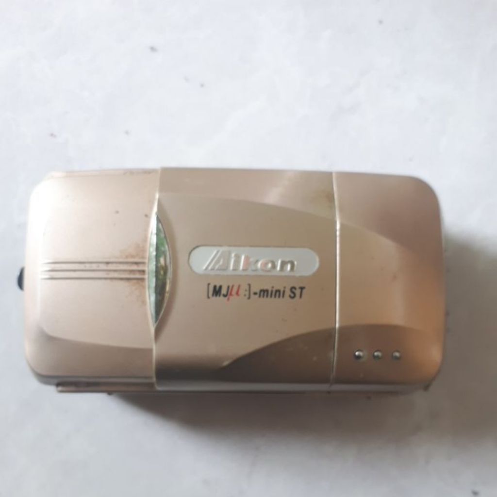 Kamera analog Fujifilm Aikon