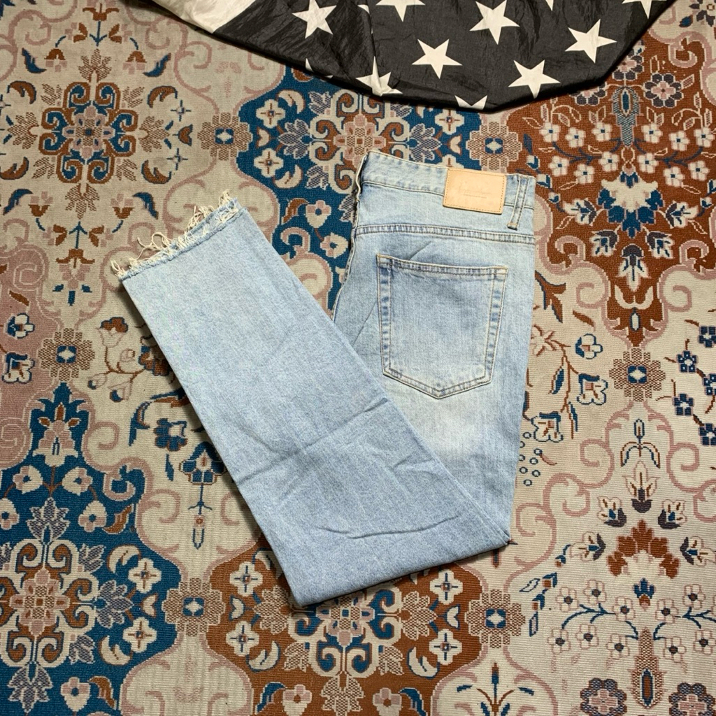 LIGHT BLUE JEANS PIECE WORKER REGULAR FIT UNFINISHED