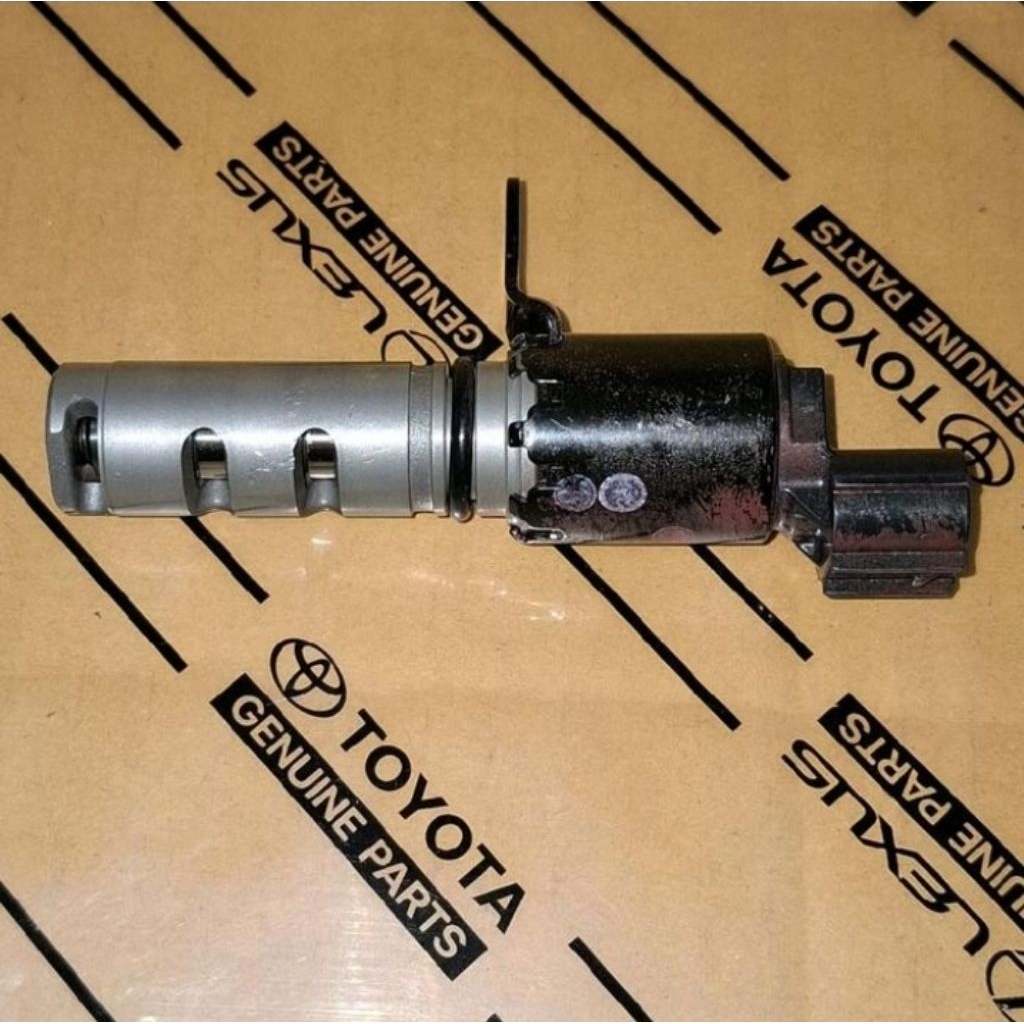 Sensor VVTI OCV TOYOTA0C010
INNOVA
FORTUNER
ORIGINAL.