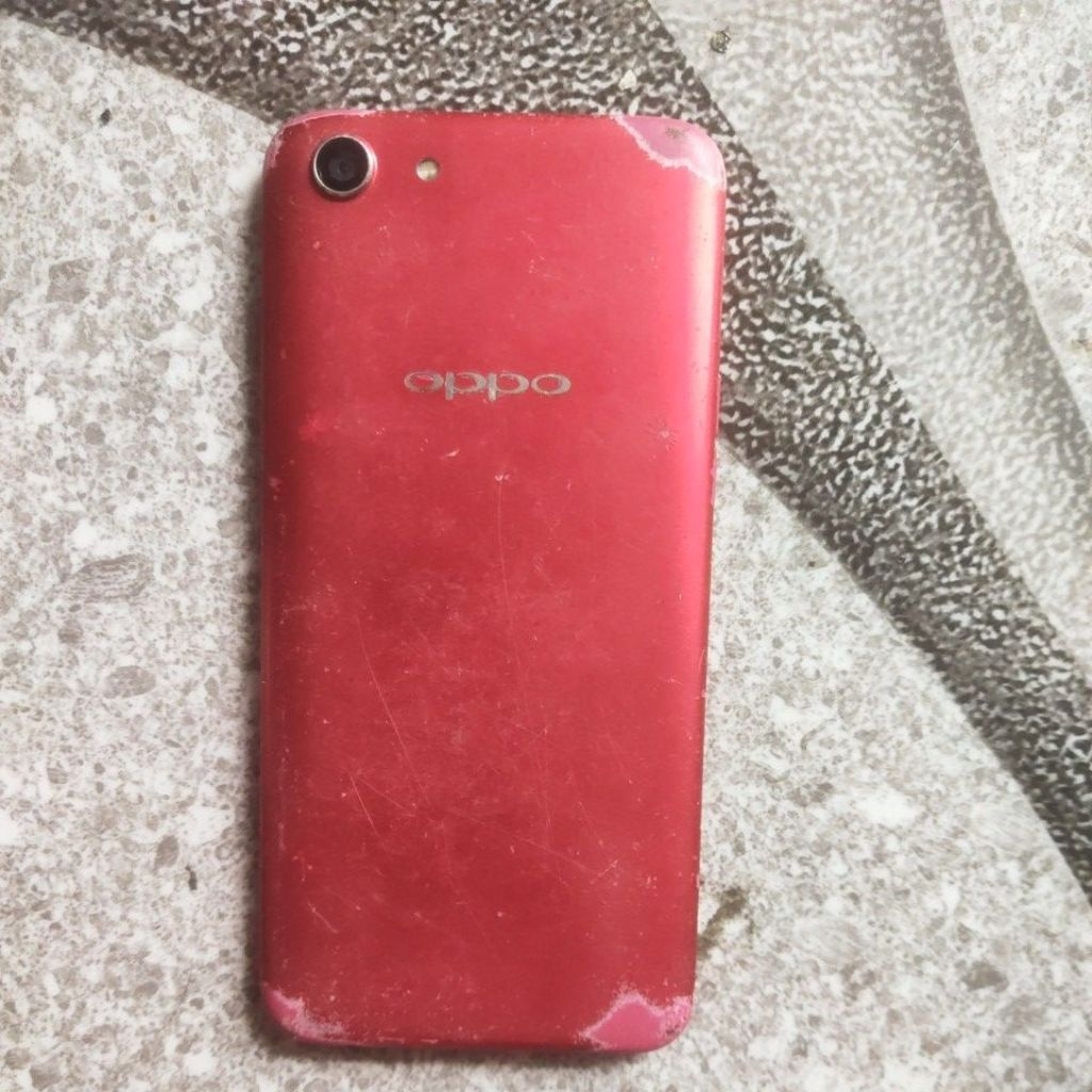 Oppo a83 minus lcd pecah harus ganti