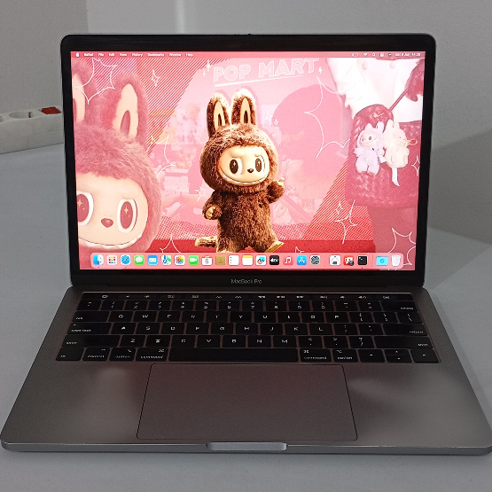 MacBook Pro 13" 2019 TouchBar — Core i7 / 16GB / 512GB