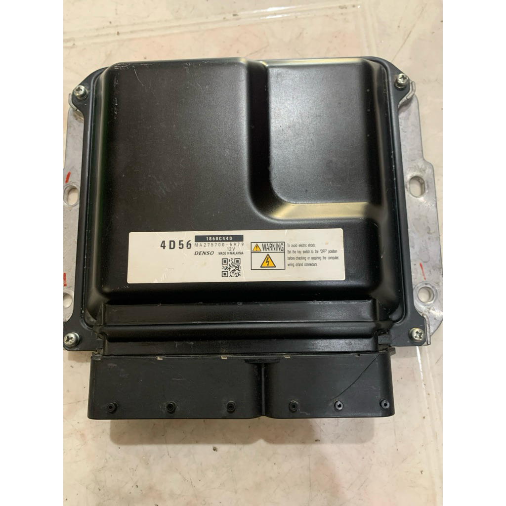 ecu triton 4D56 1860C440 ecu triton 4x4 double kabin ORIGINAL COPOTAN